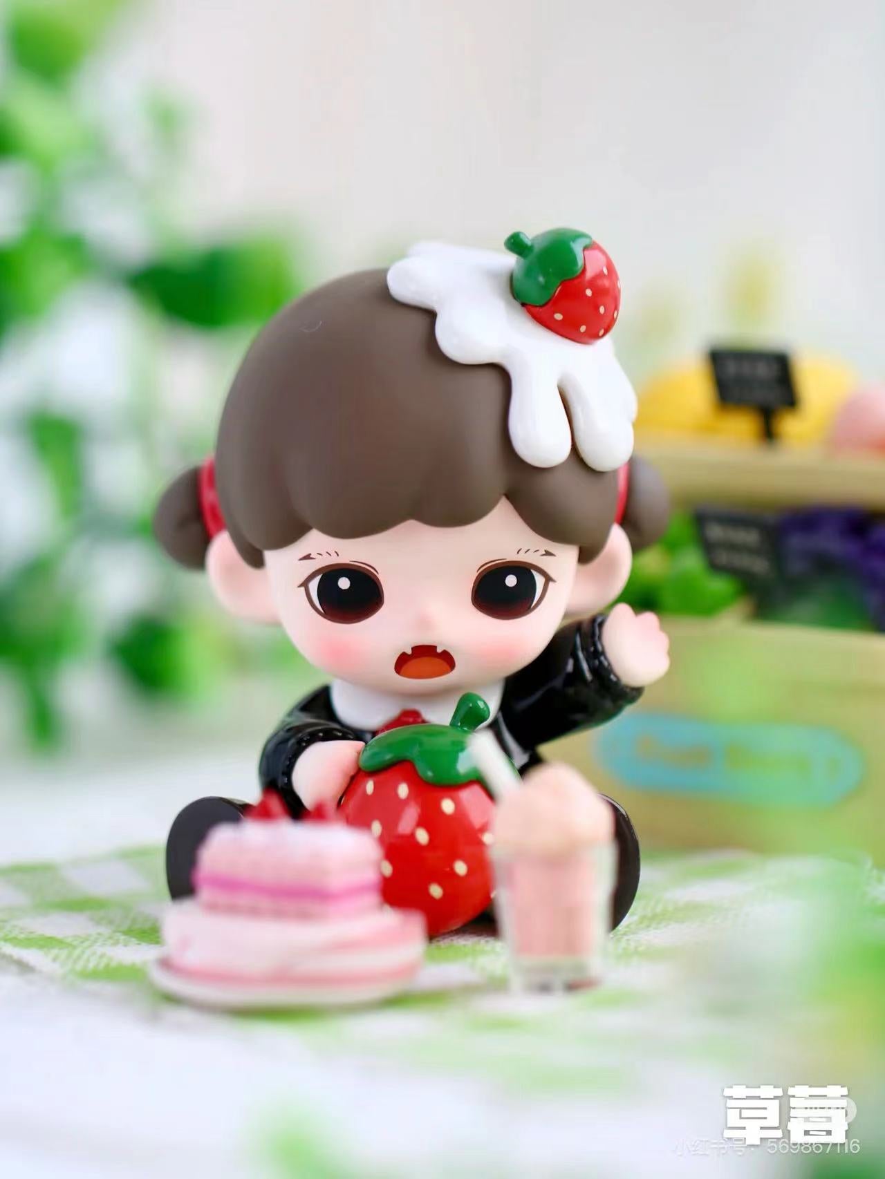 Baby Zora I love eating fruit series dolls